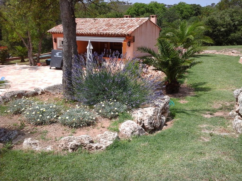 Mas Des Lys Hotel Roquebrune-sur-Argens Buitenkant foto