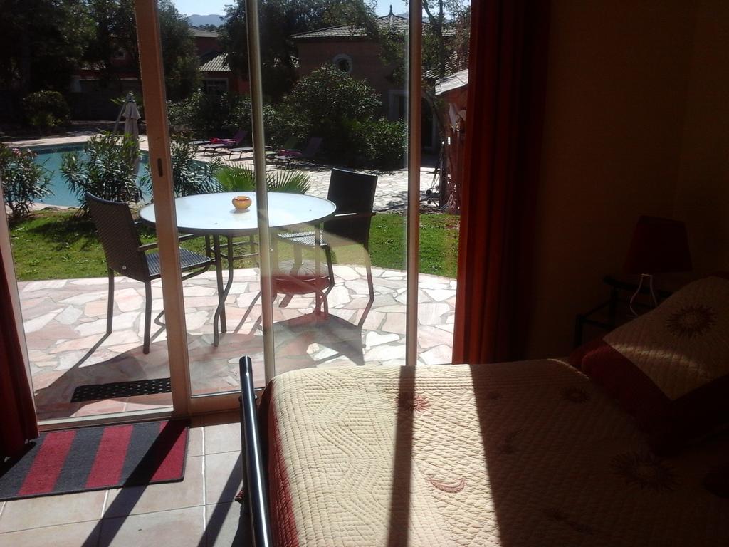 Mas Des Lys Hotel Roquebrune-sur-Argens Kamer foto