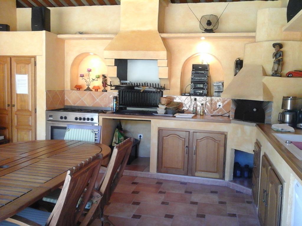 Mas Des Lys Hotel Roquebrune-sur-Argens Buitenkant foto