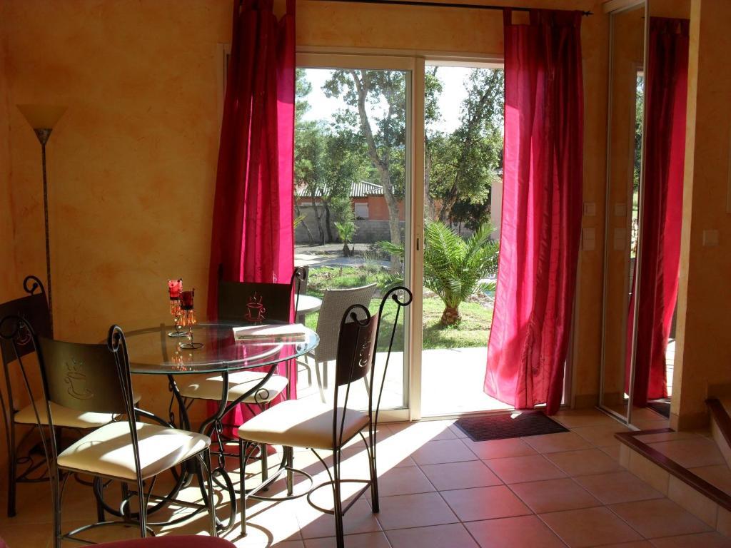 Mas Des Lys Hotel Roquebrune-sur-Argens Buitenkant foto